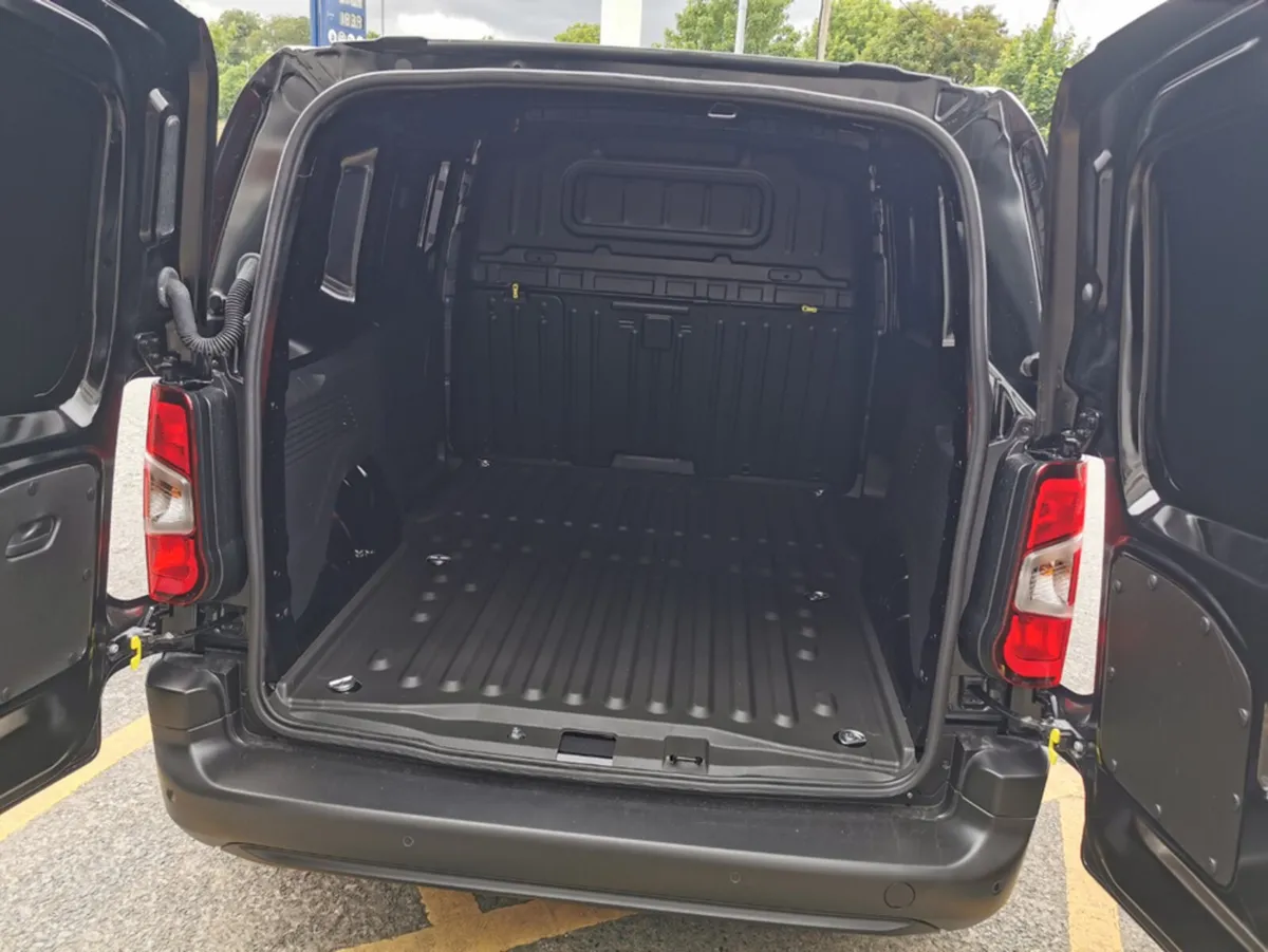 Citroen Berlingo ENTERPRISE PLUS BBUE// showroom - Image 4