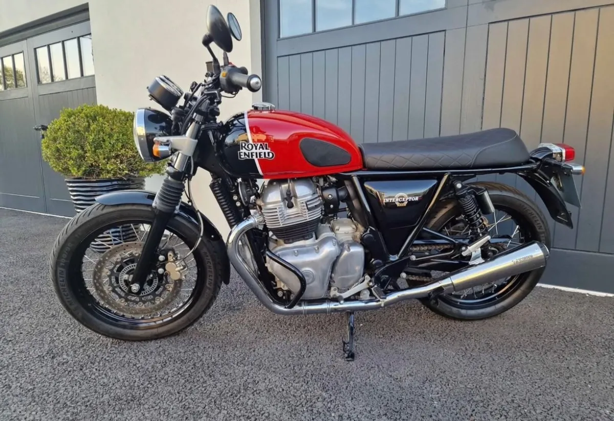 ROYAL ENFIELD Interceptor 650 2020 - Image 1