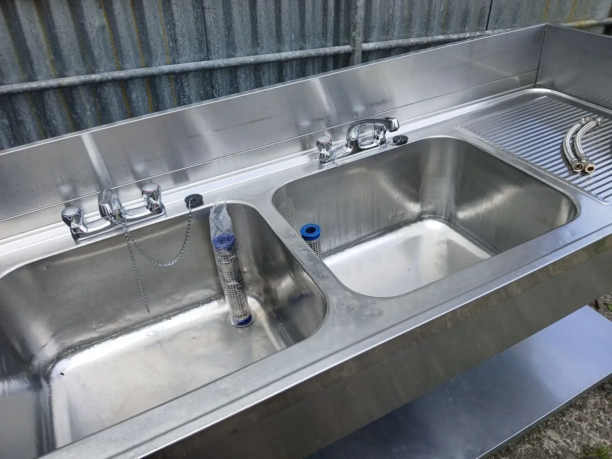 Staneless steel cabbinet double sink unit complete - Image 1