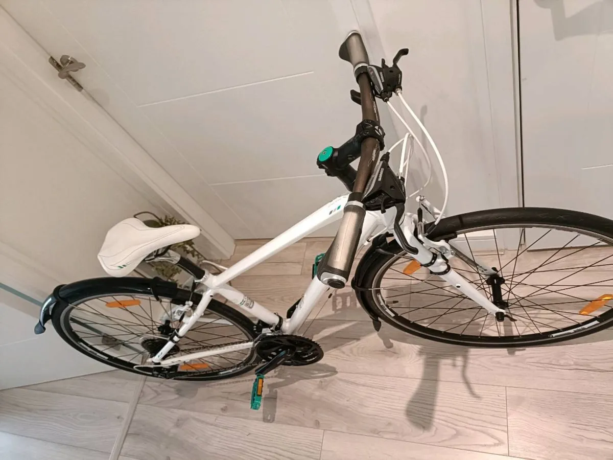 Ladies bike Trek Fx7.3 as new Size XS 15/38 - Image 2