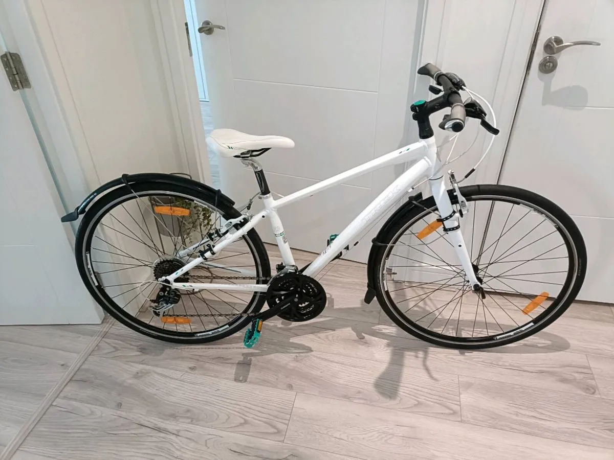 Ladies bike Trek Fx7.3 as new Size XS 15/38 - Image 4