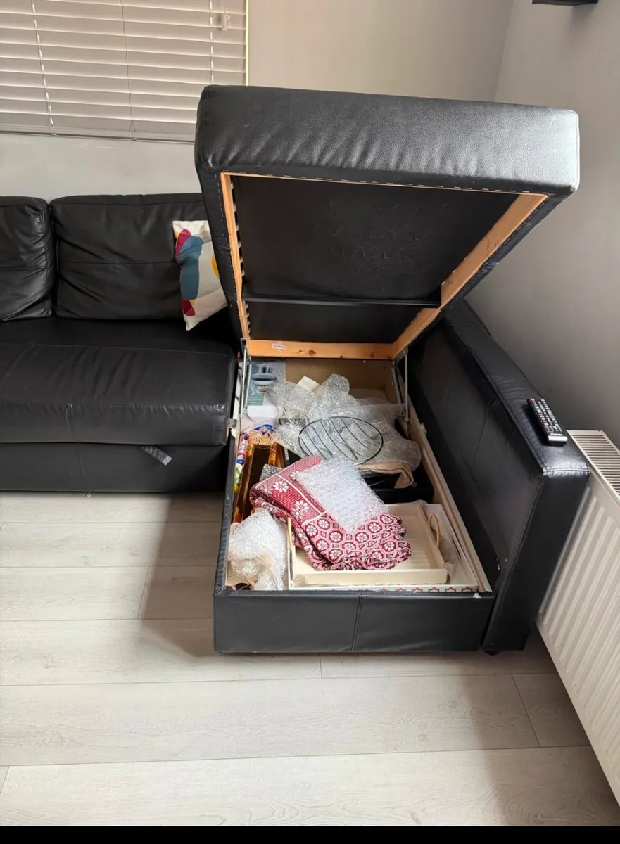 Leather corner sofa  bed with a storage - Image 2