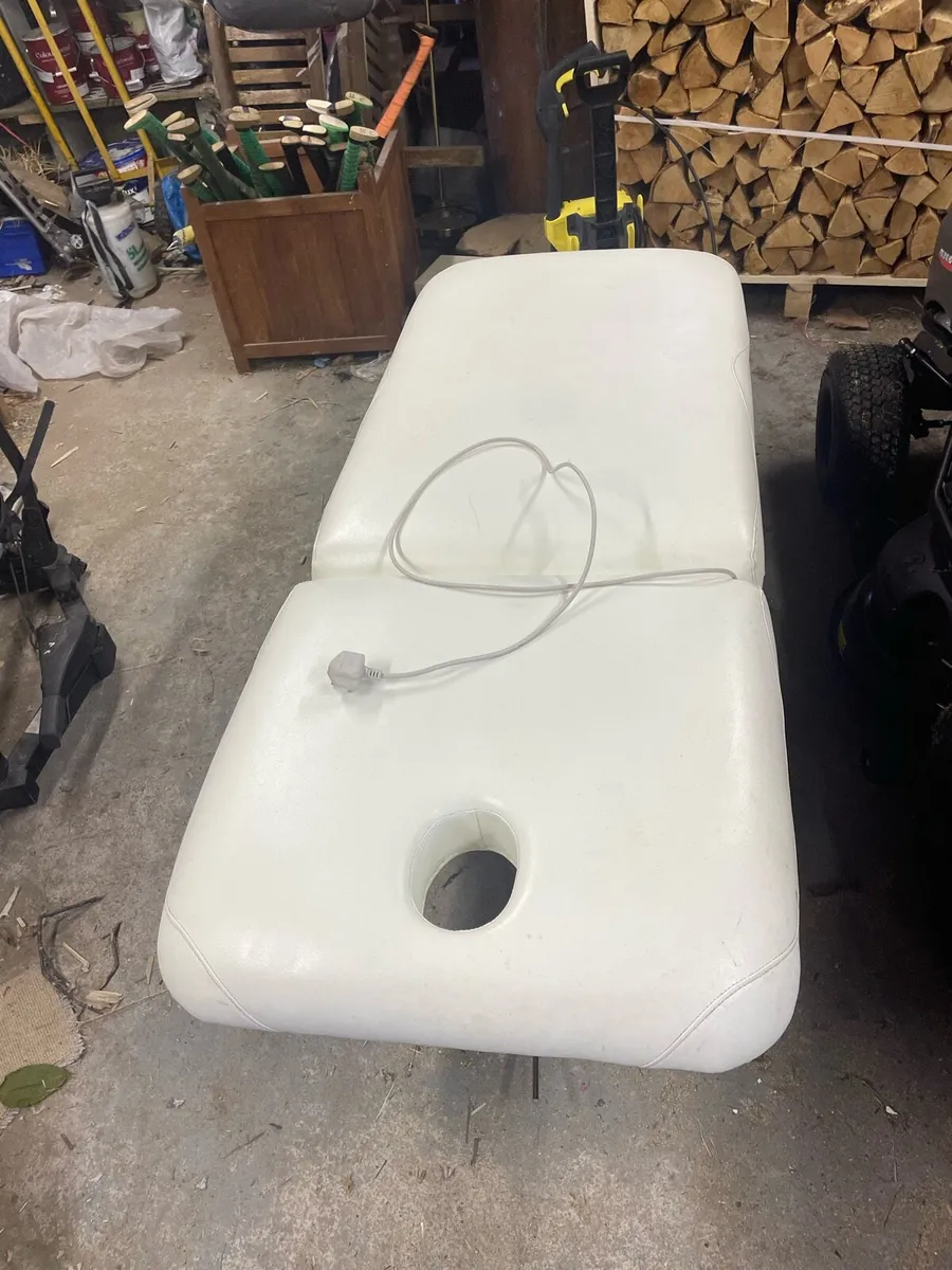 Electric Treatment Bed - Image 2