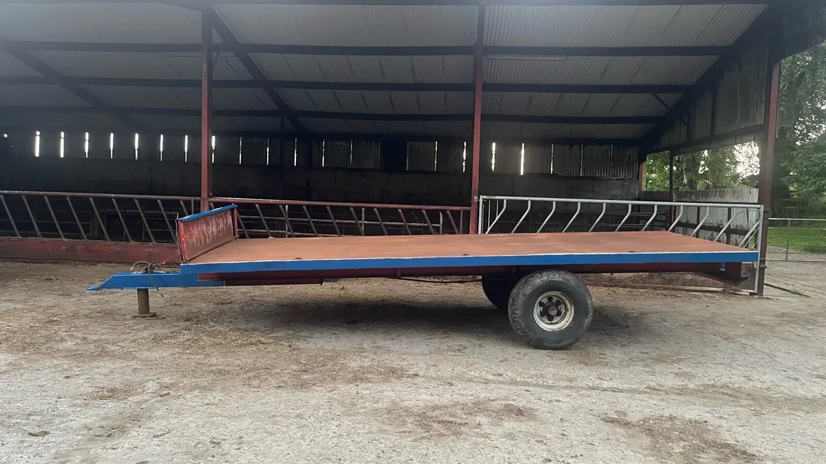 Bale Trailer. - Image 2