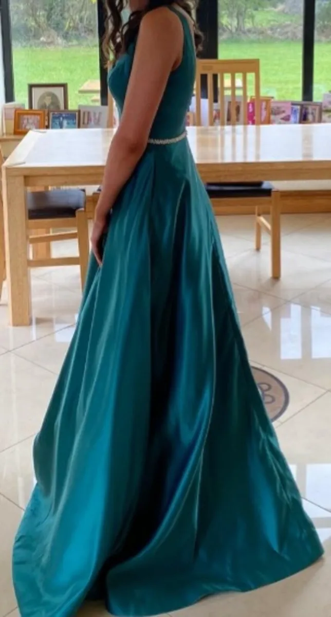 Debs dress - Image 2