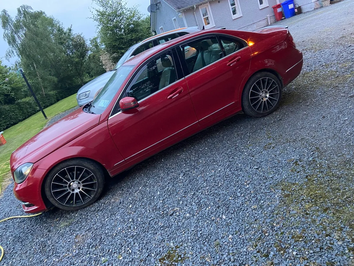 2013 c200 front damage - Image 2