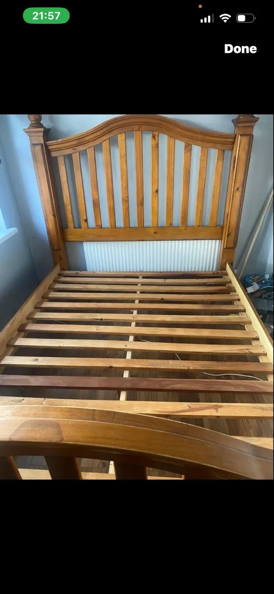 King bed - Image 1