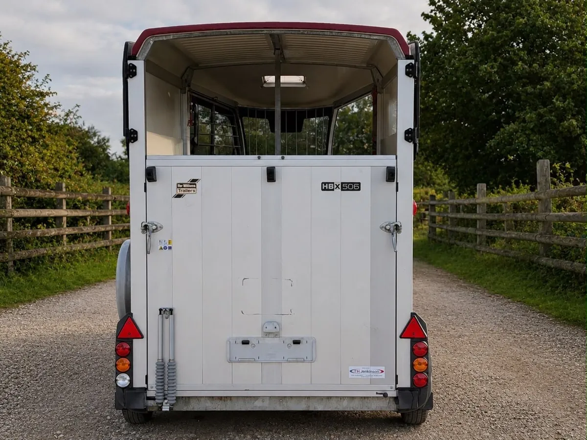 Hbx506 Hores trailer for sale - Image 2