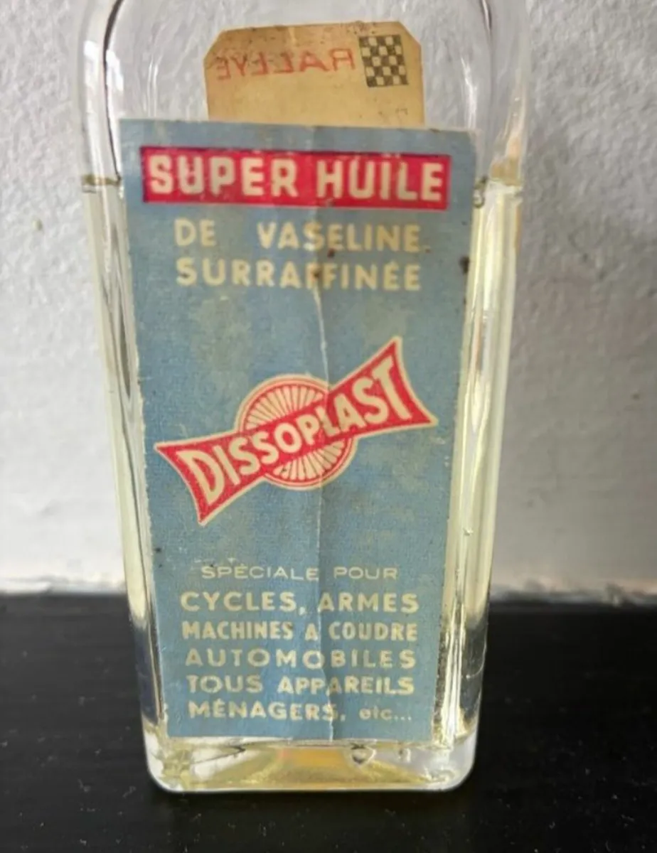 1960s VINTAGE MINI BOTTLE CAR OIL - Image 2