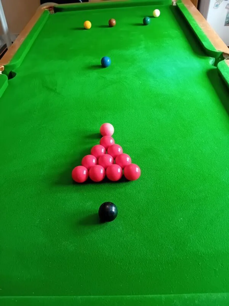 snooker table - Image 1