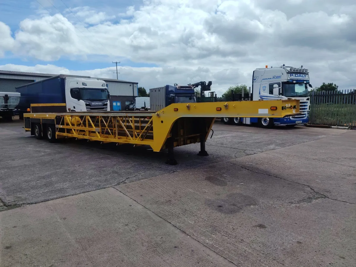 2015 Step frame low loader - Image 3
