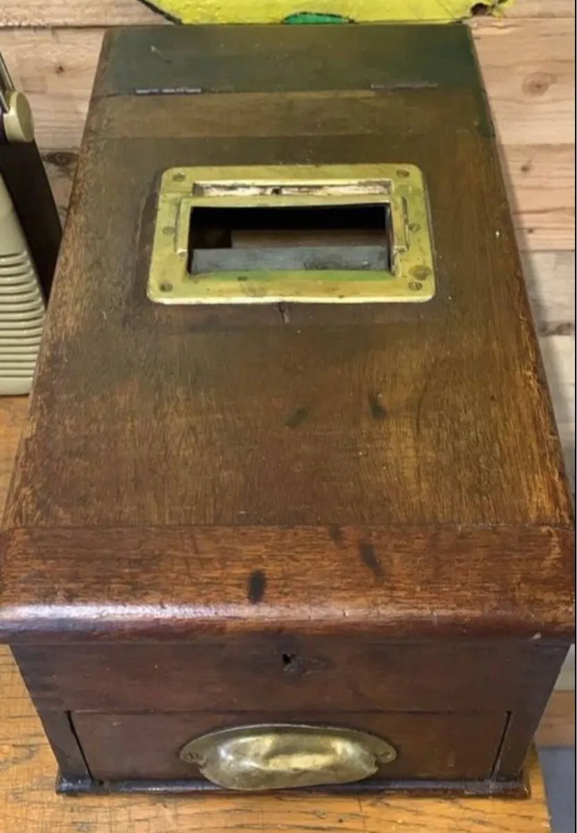 Antique cash register - Image 1