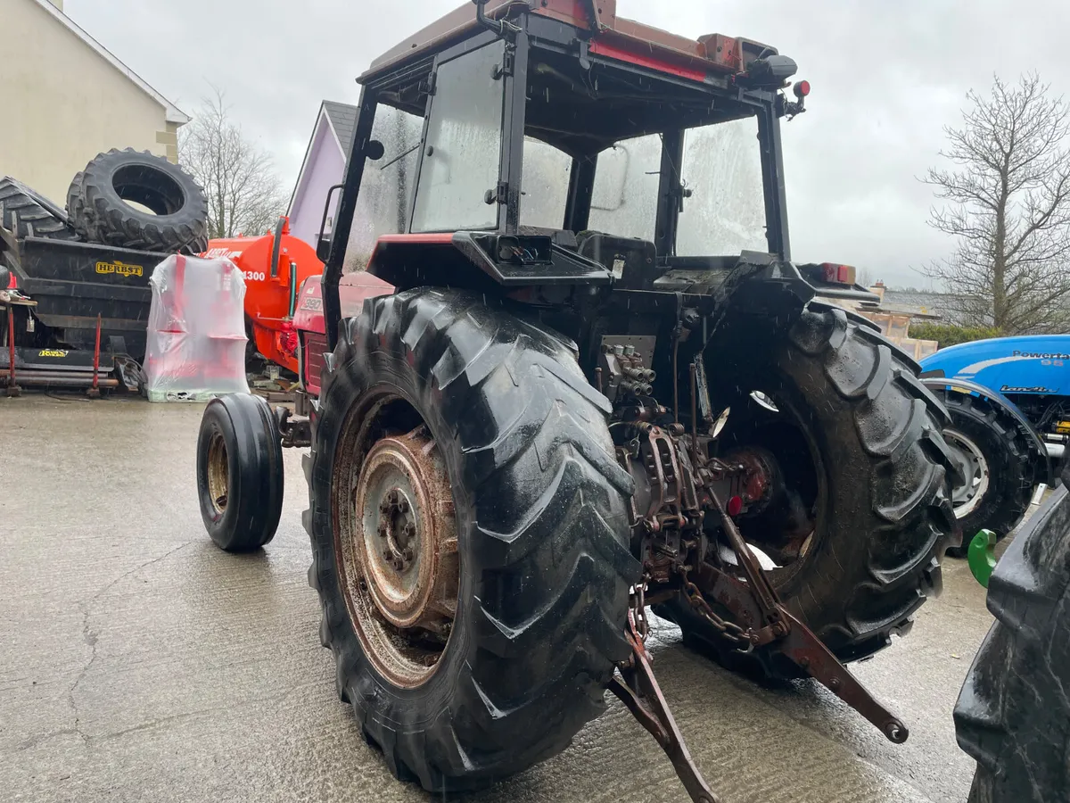 1988 Massey Ferguson 390 2wd - Image 4