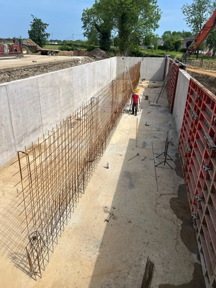 Shuttering pans for hire - Image 1