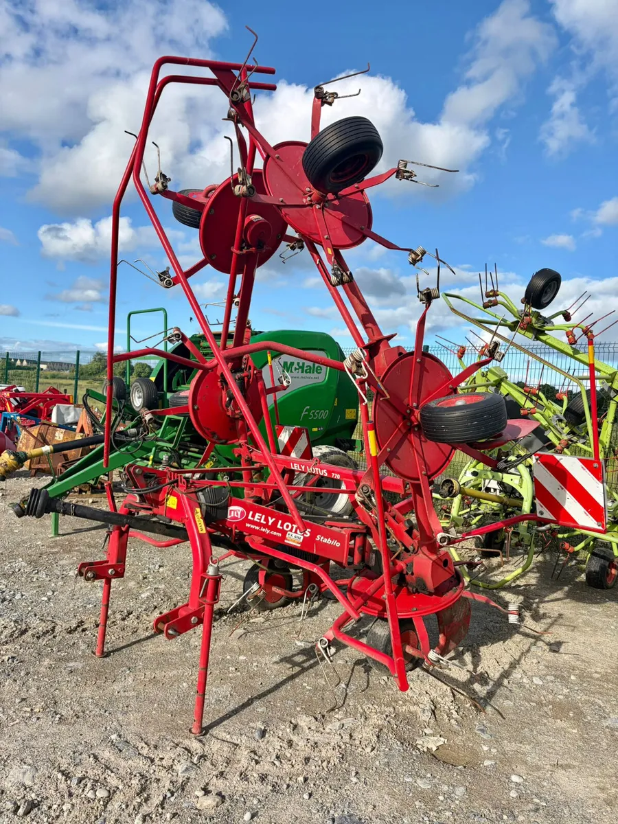 Farm Machinery Auction Saturday @ Portlaoise - Image 1