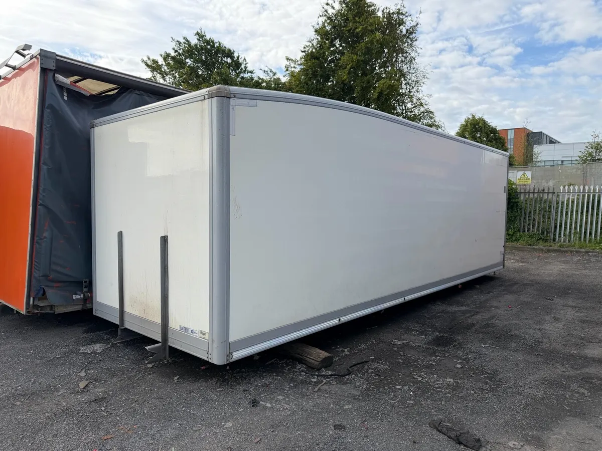 Box Body 8M - Image 1