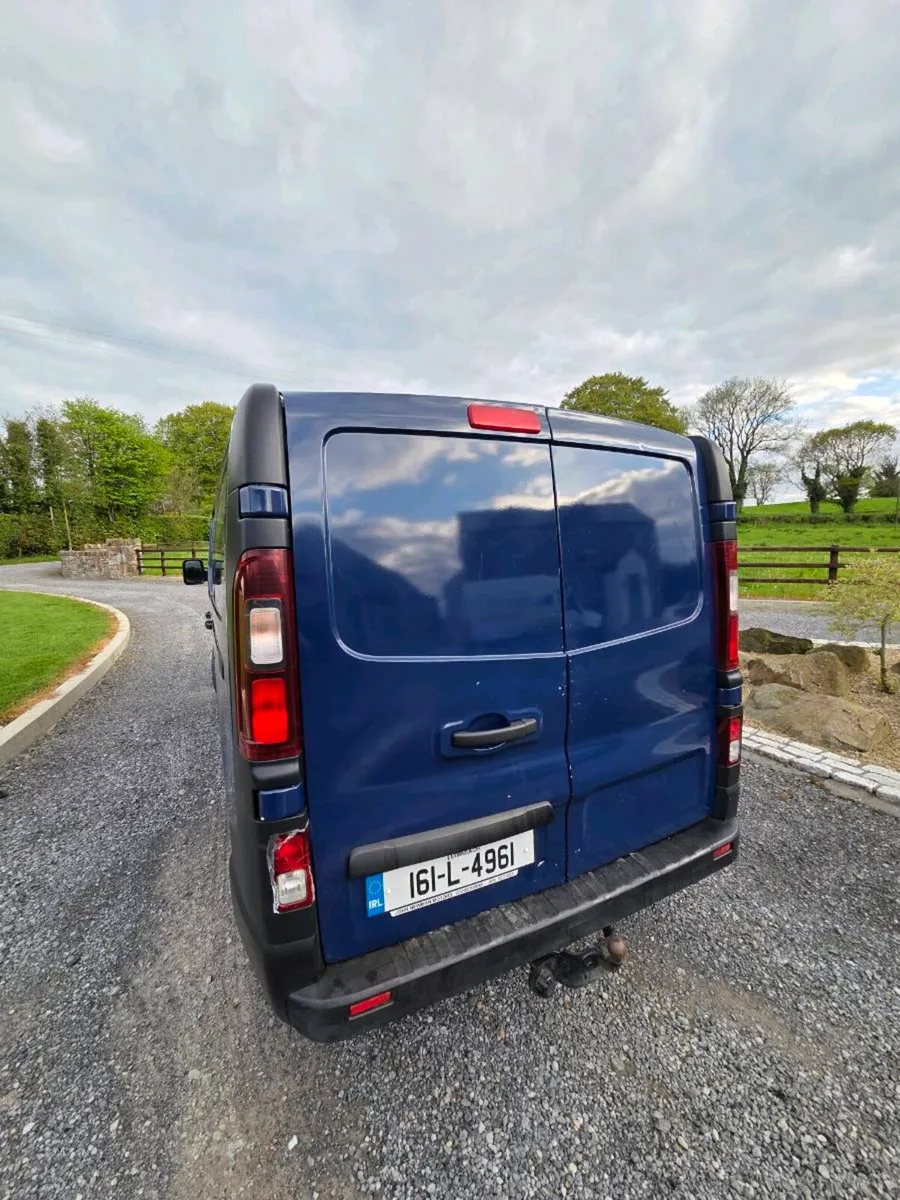 Vauxhall Vivaro - Image 2