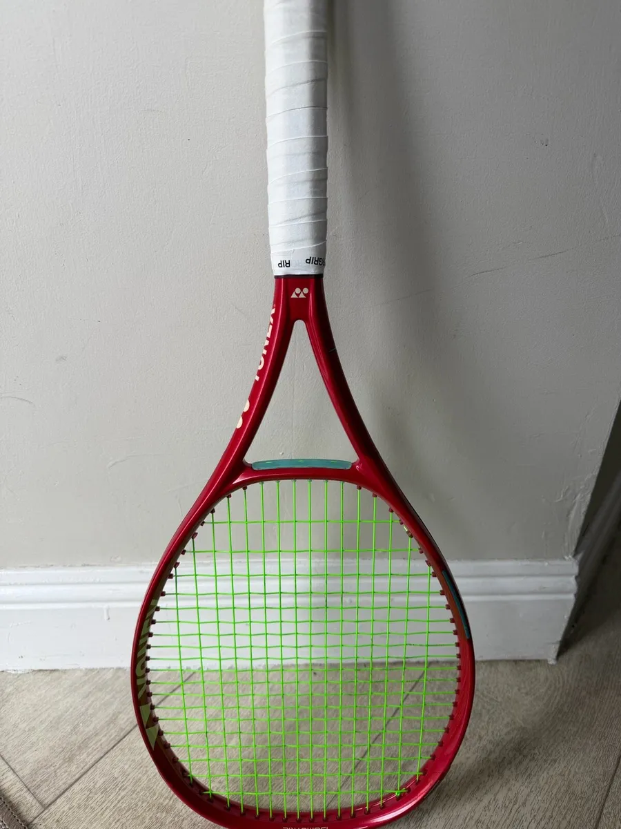 Yonex VCORE 100l 280g New 2026 model - Image 1