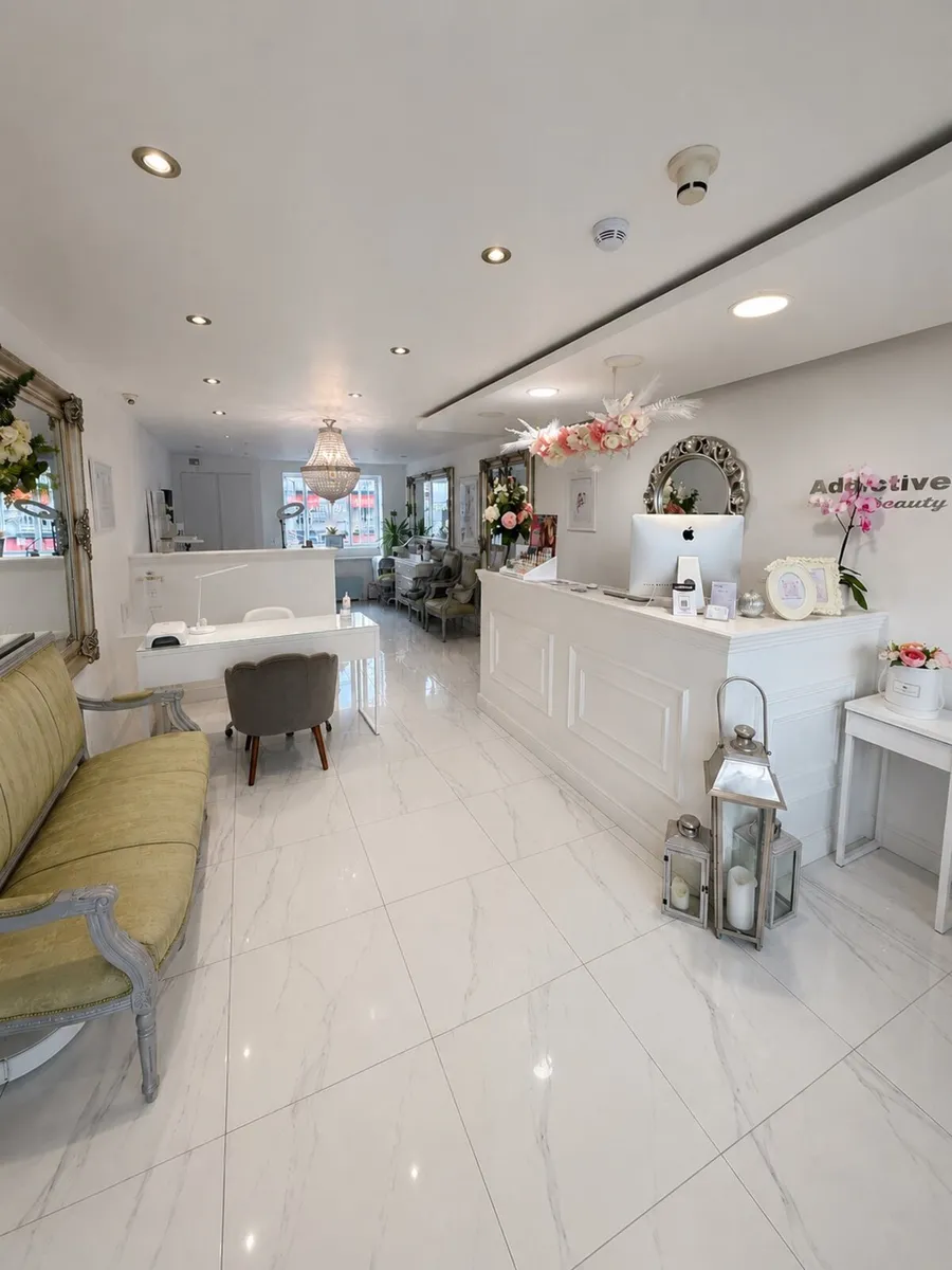 Nail station for rent - Image 2