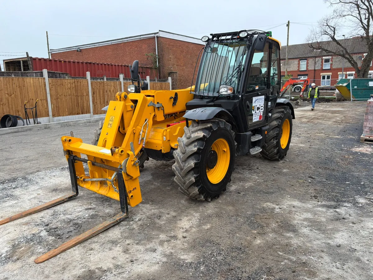 2023 JCB 531-70 Joystick / AC 1750Hrs - MULLANS - Image 3