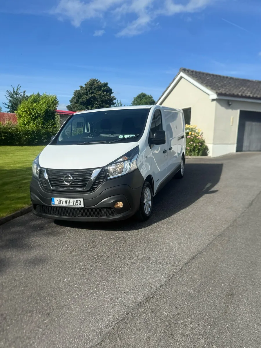 Nissan nv300 - Image 3