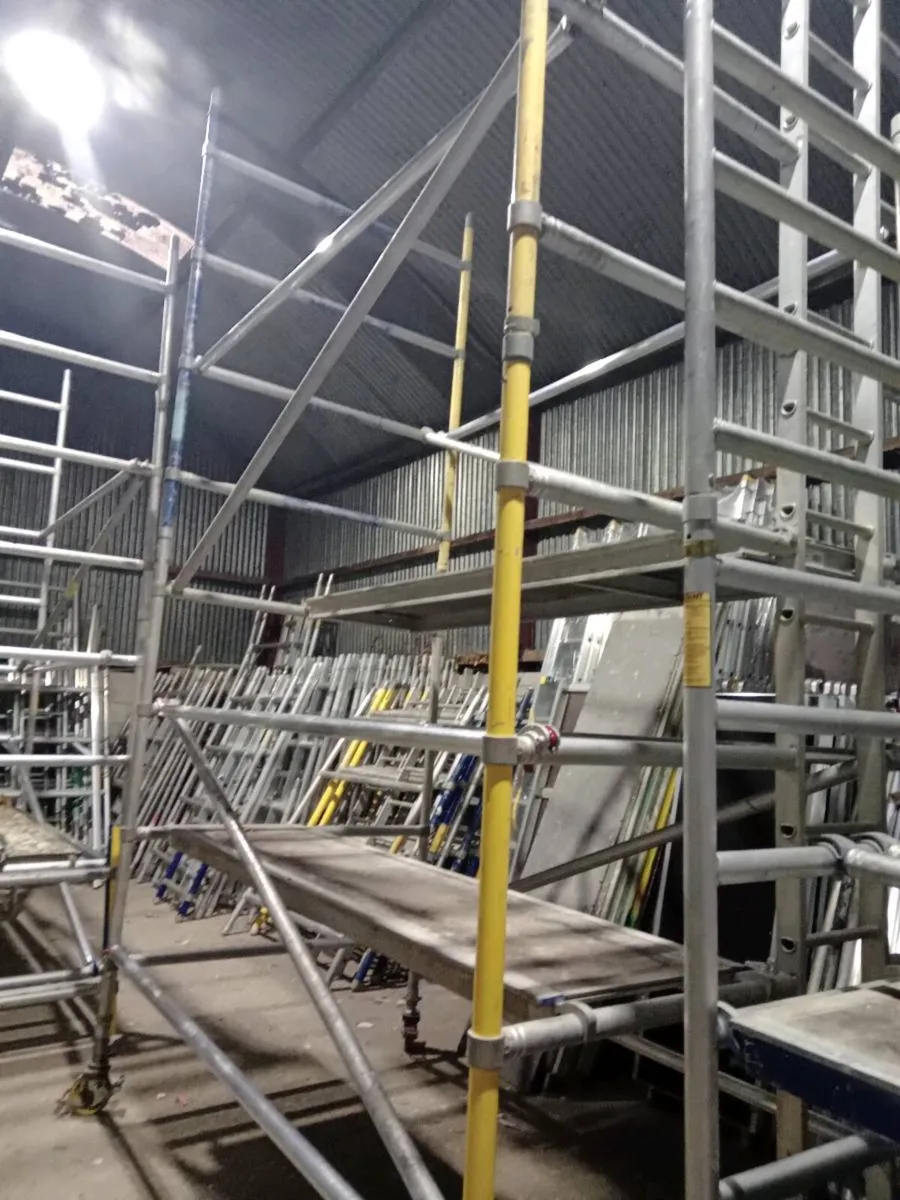 Scaffolding tower - Image 3