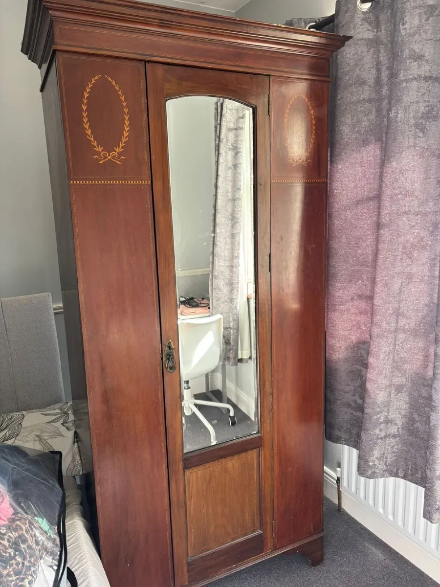 Antique furniture - Image 2