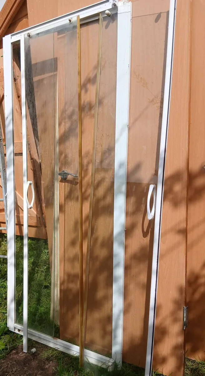 Corner Shower door - Image 1