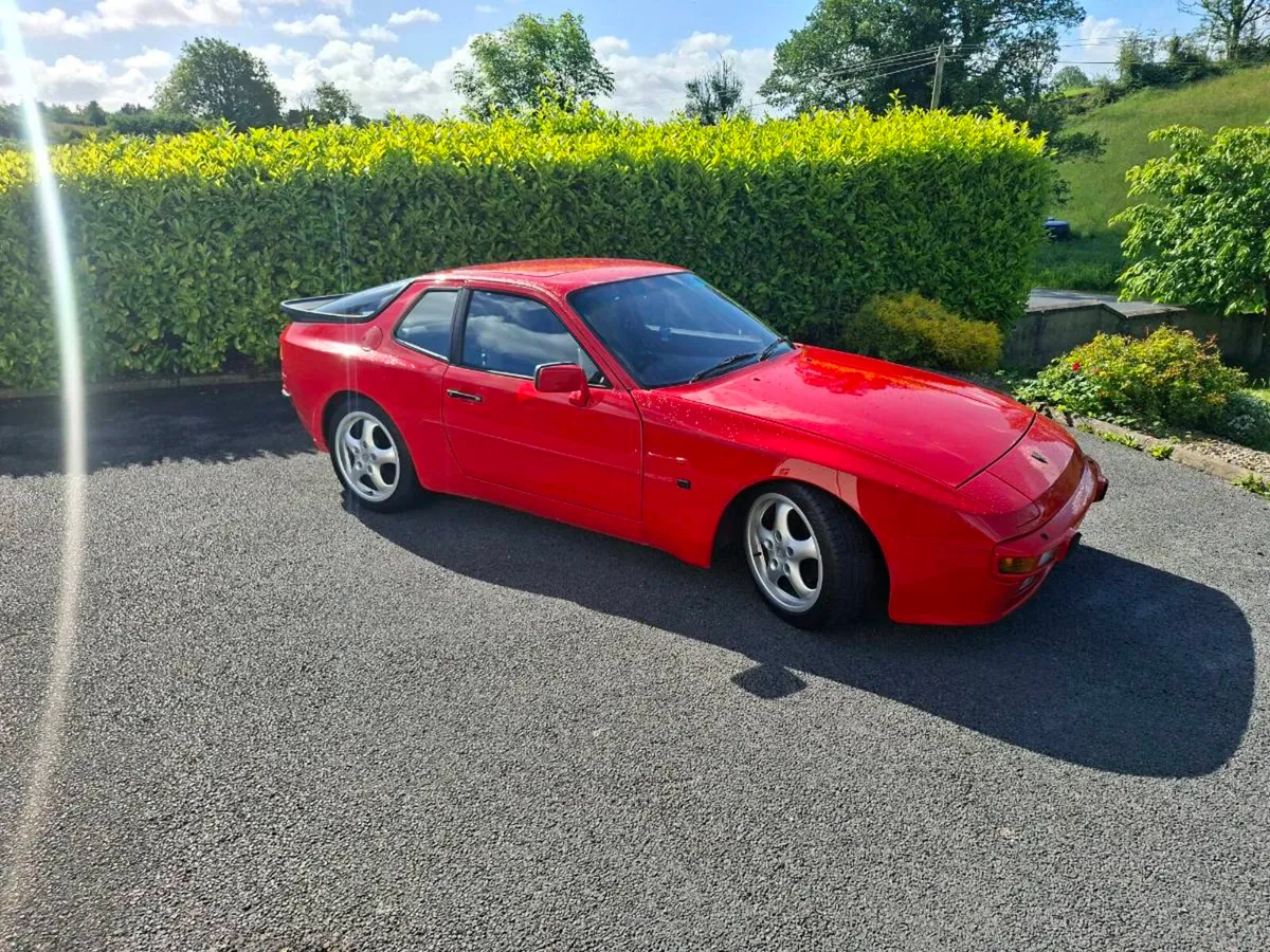 Porsche 944s - Image 2