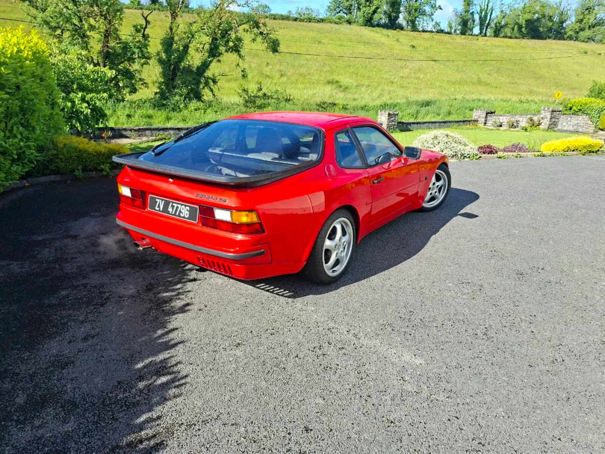 Porsche 944s - Image 3