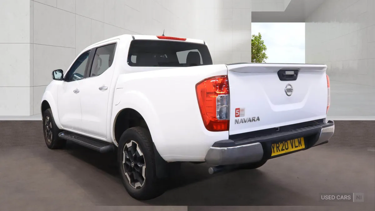 Nissan Navara DIESEL - Image 3