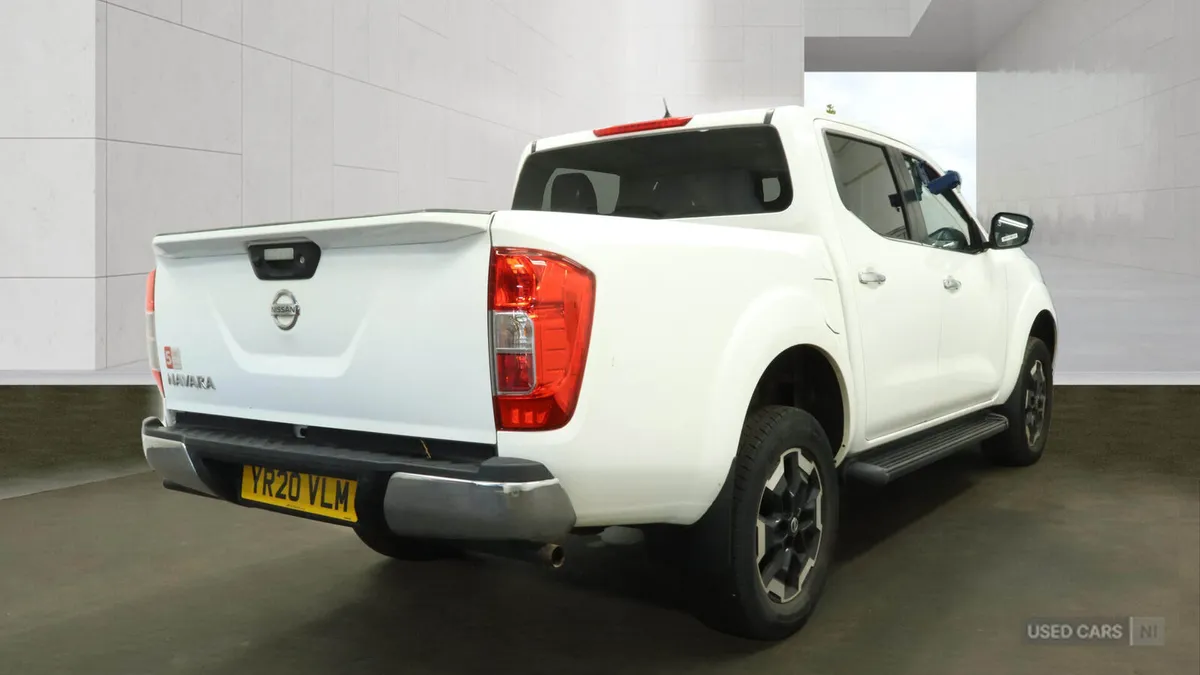 Nissan Navara DIESEL - Image 4