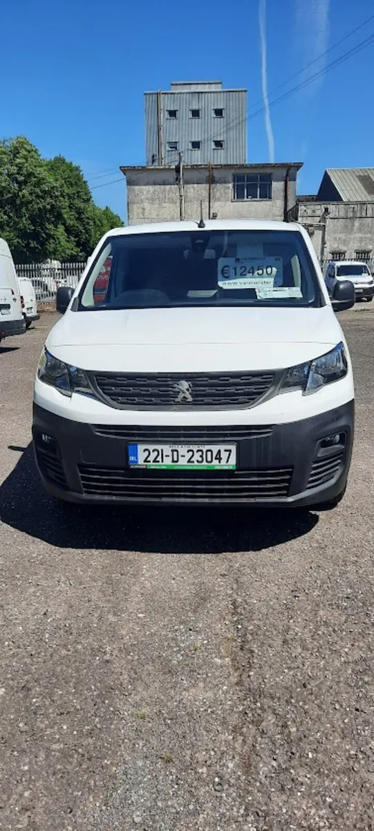 Pgt. Partner 2022 Professional,€12,450.00 plus VAT - Image 2
