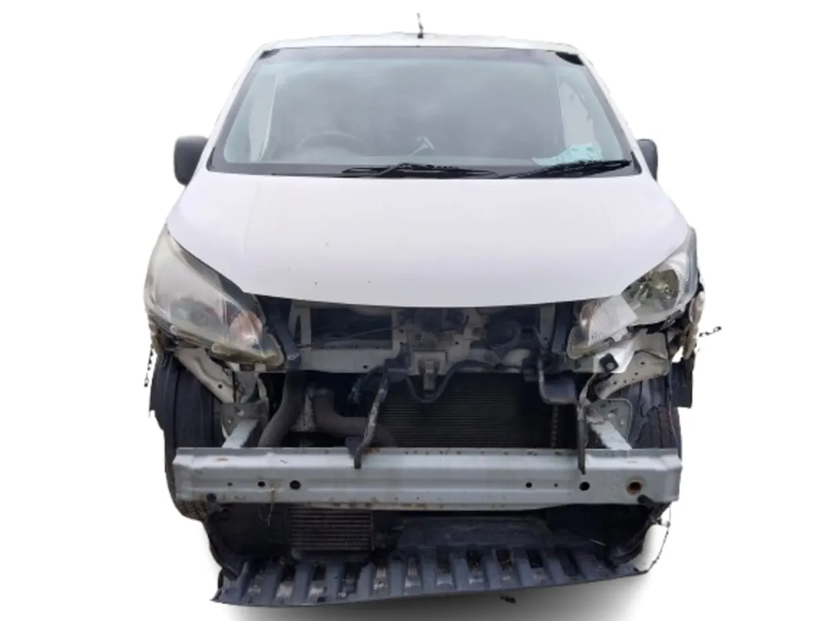 2013 NISSAN NV200 For Breaking/Dismantling - Image 2