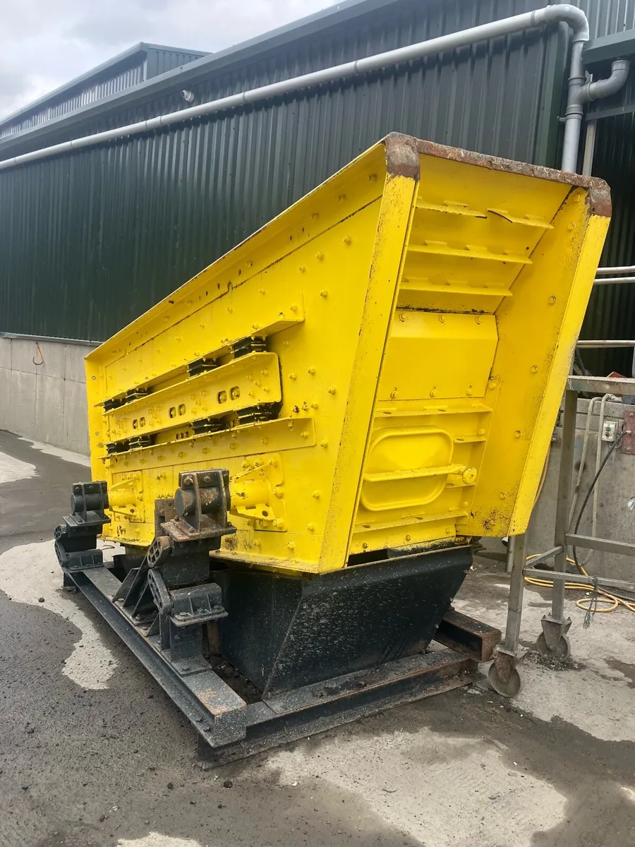 Screener - Image 1