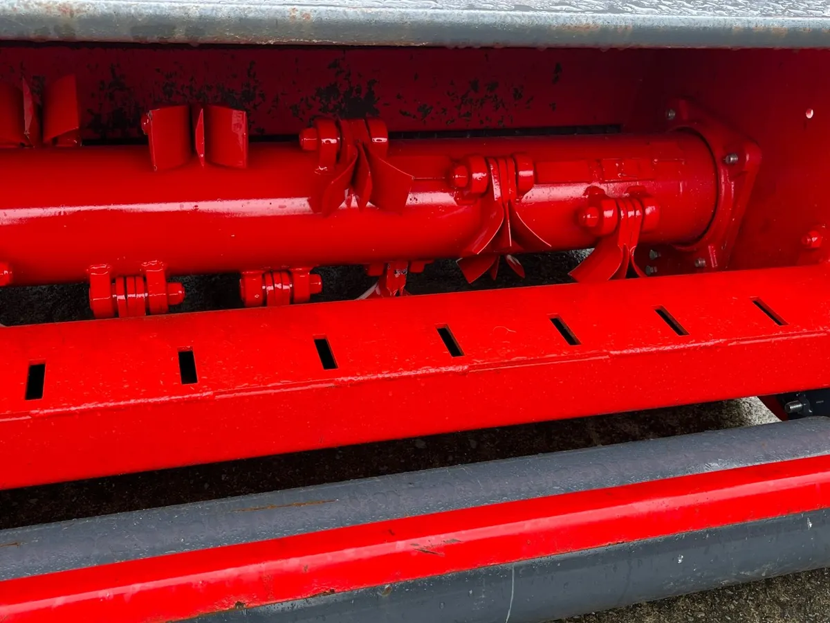 2.4M Shop Soiled Minos Mulcher - Image 2