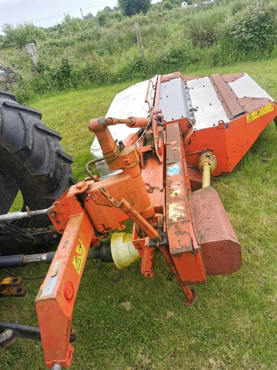 2 mowers - Image 2