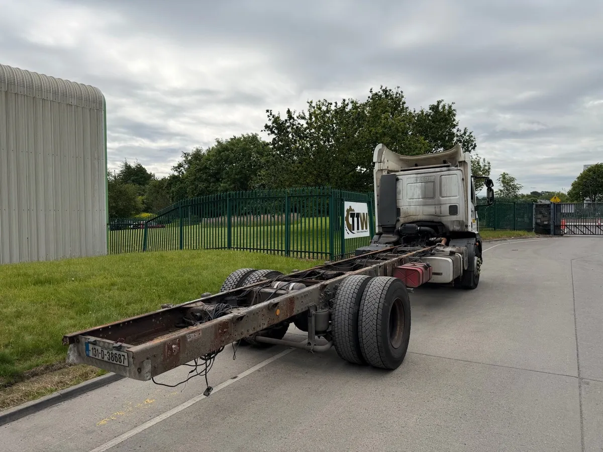 Iveco Chassie Cab 18T - Image 3