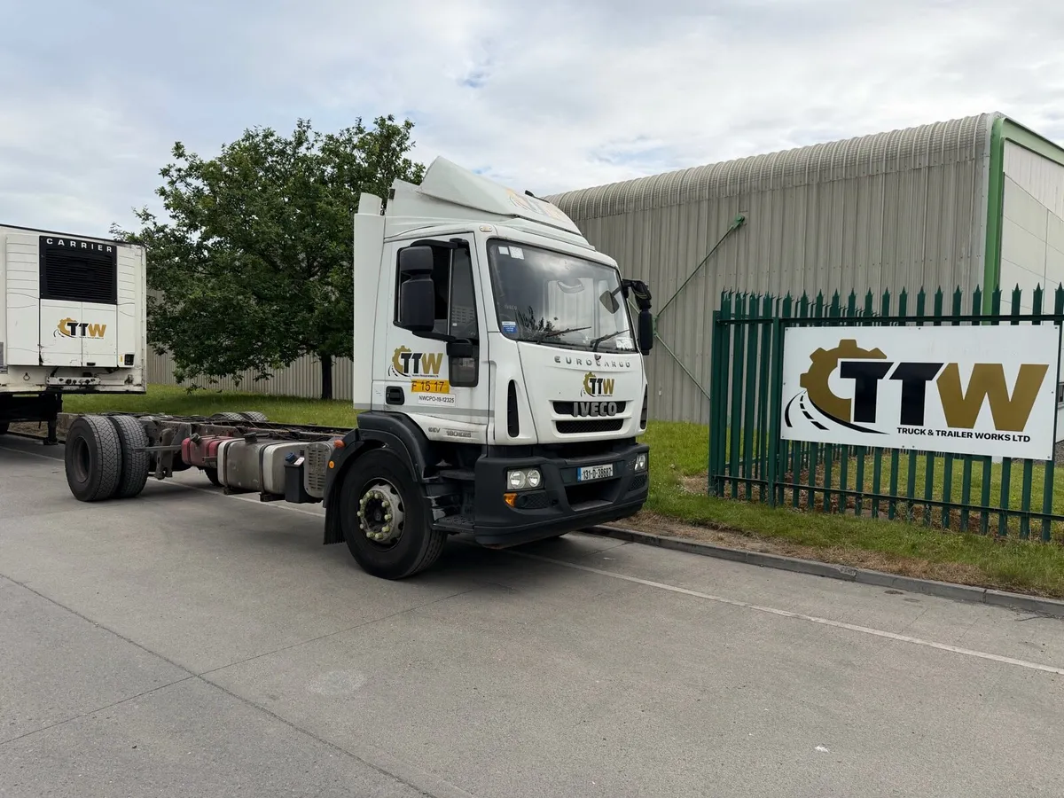 Iveco Chassie Cab 18T - Image 1