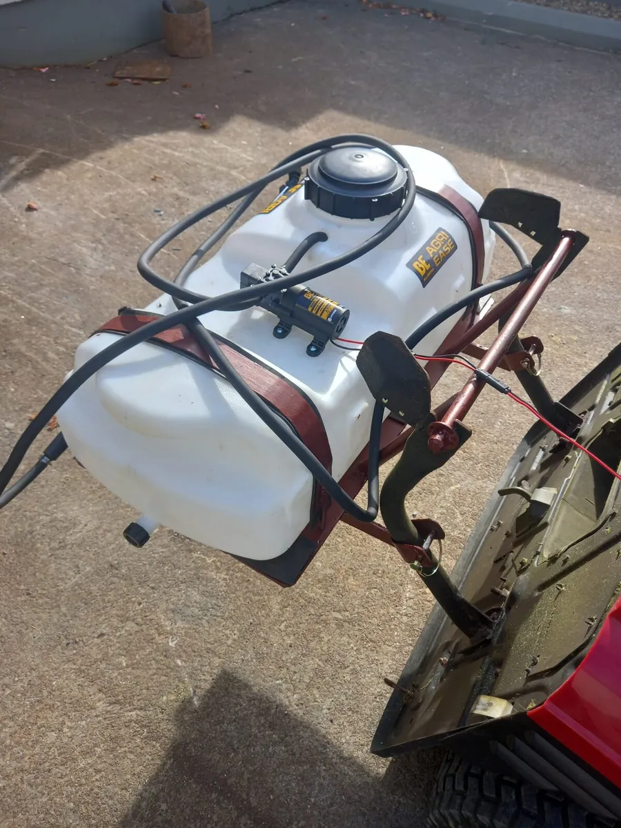 spot sprayer - Image 3