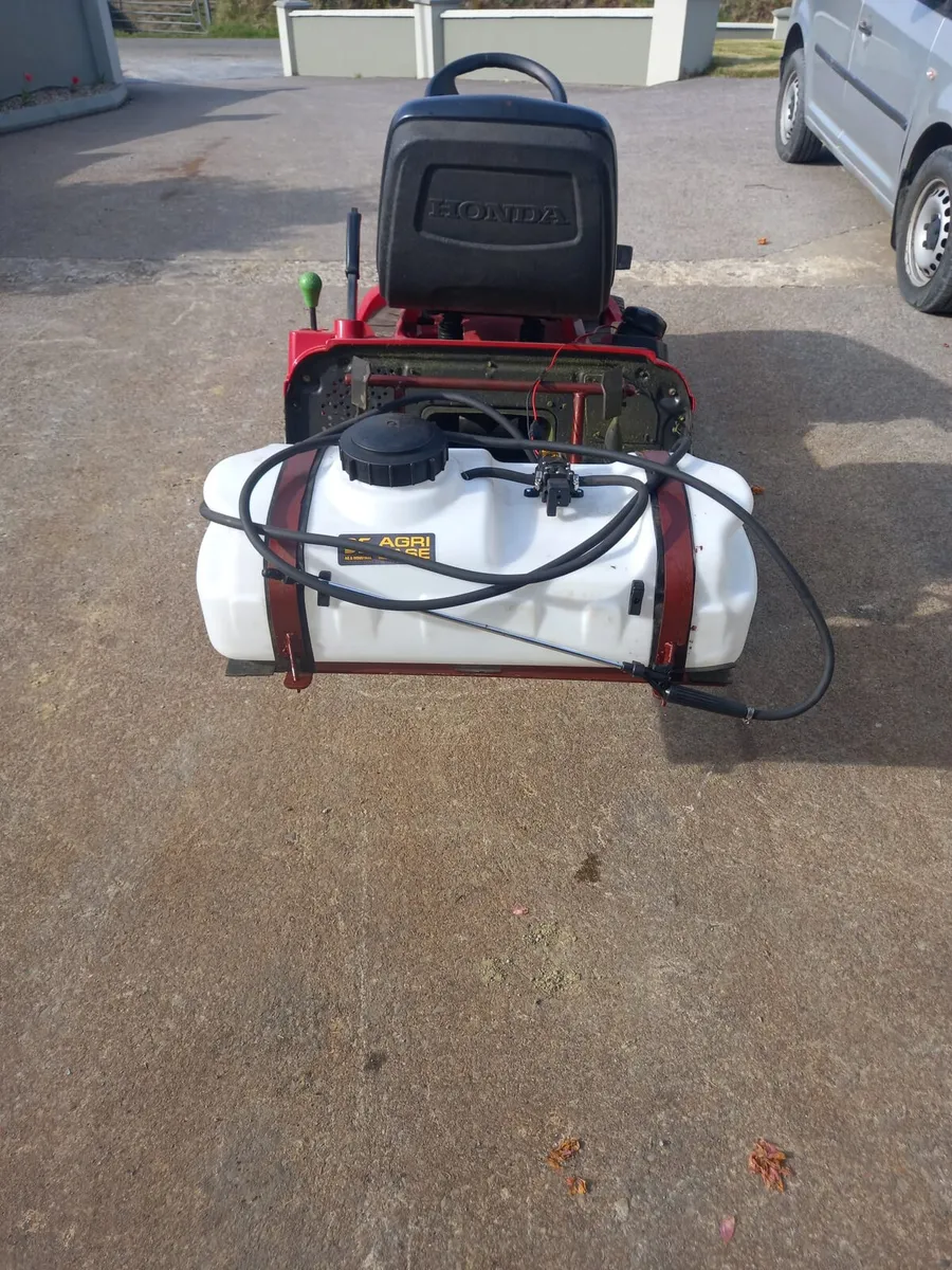 spot sprayer - Image 1