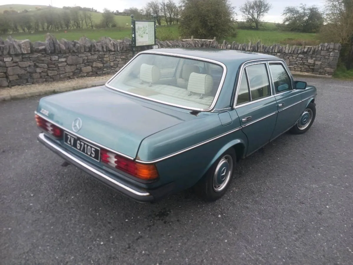 Mercedes 200 - Image 4
