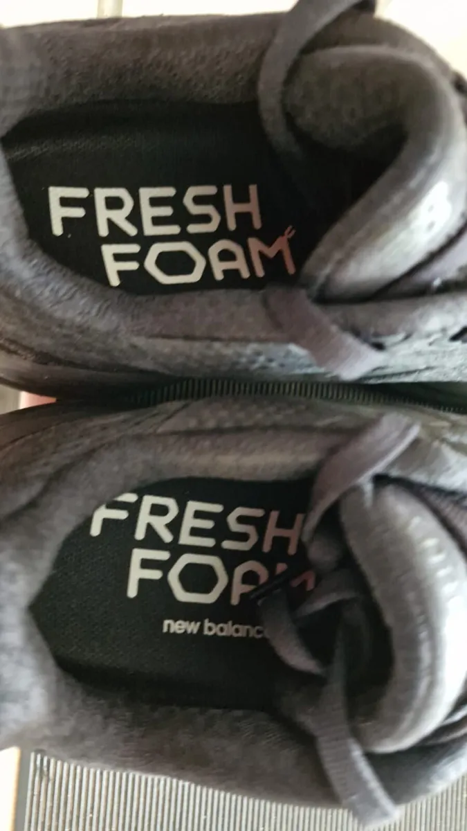 New Balance Fresh Foam women Running shoes - Image 2