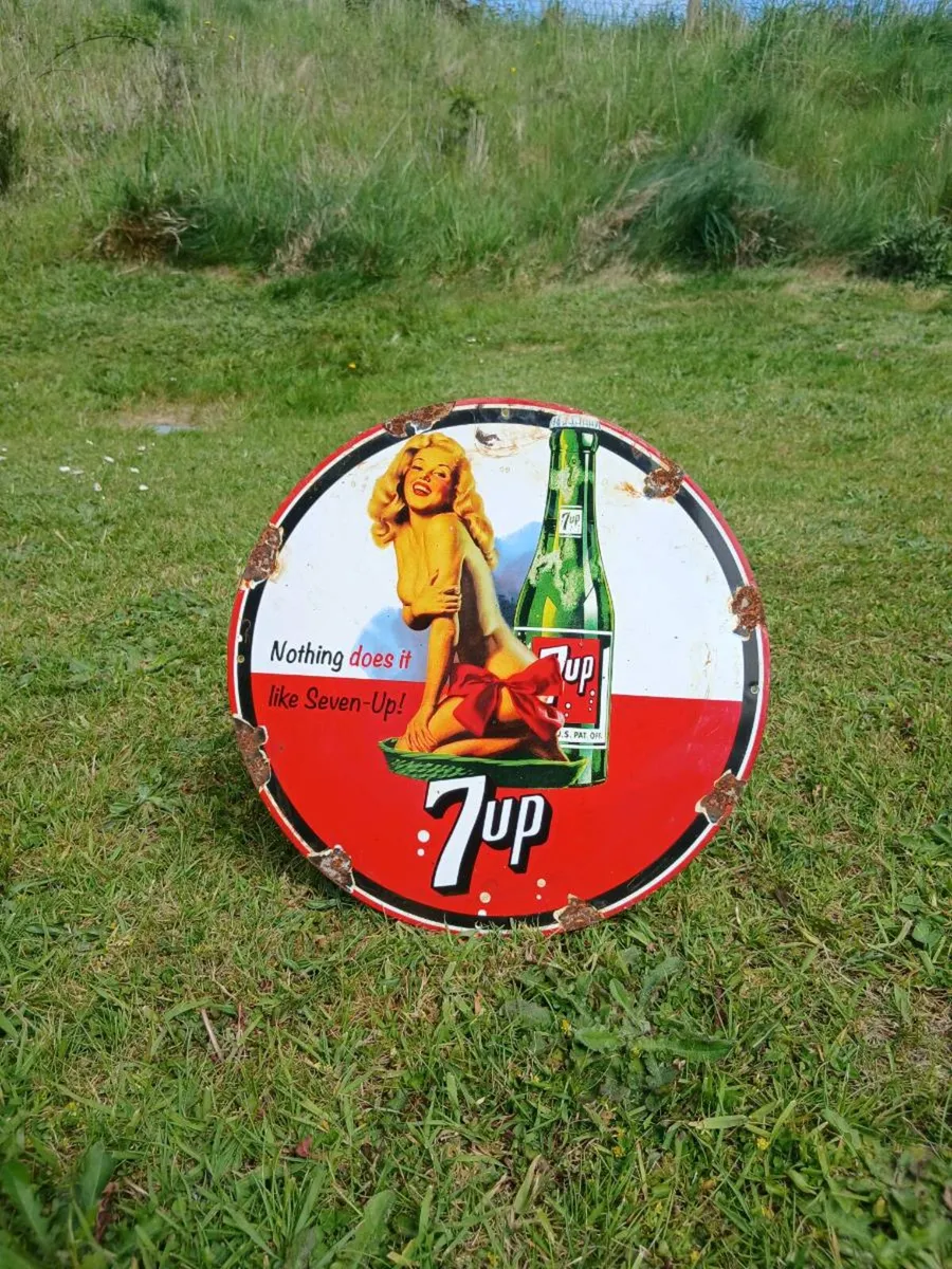 7up Enamel Sign - Image 1