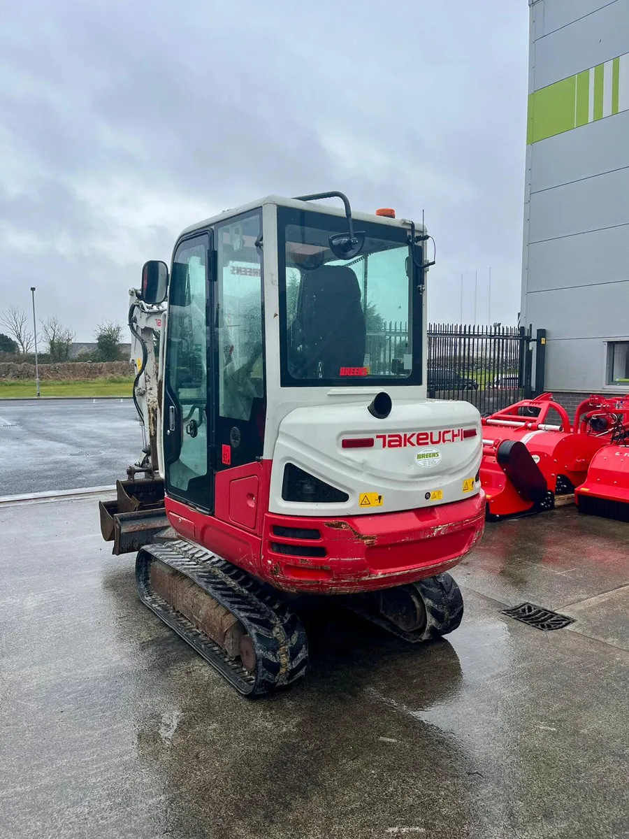 TAKEUCHI TB230 - 2016 - Image 4
