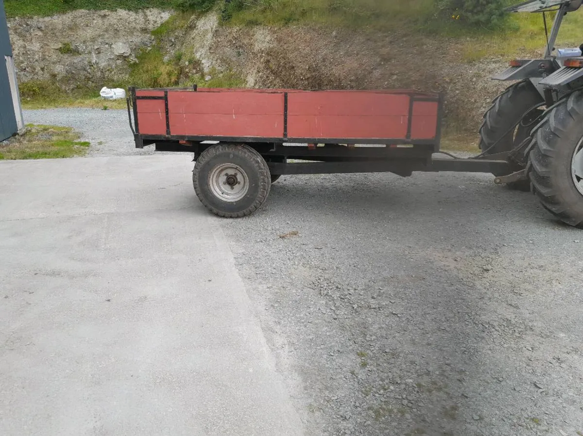 Trailer - Image 1