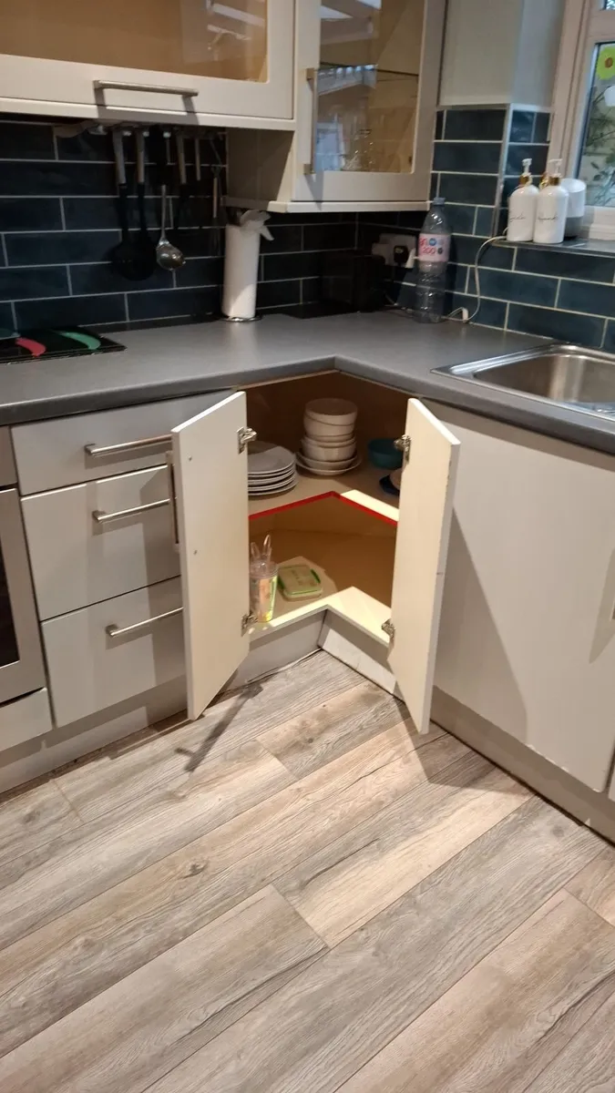 Kitchen - Image 4