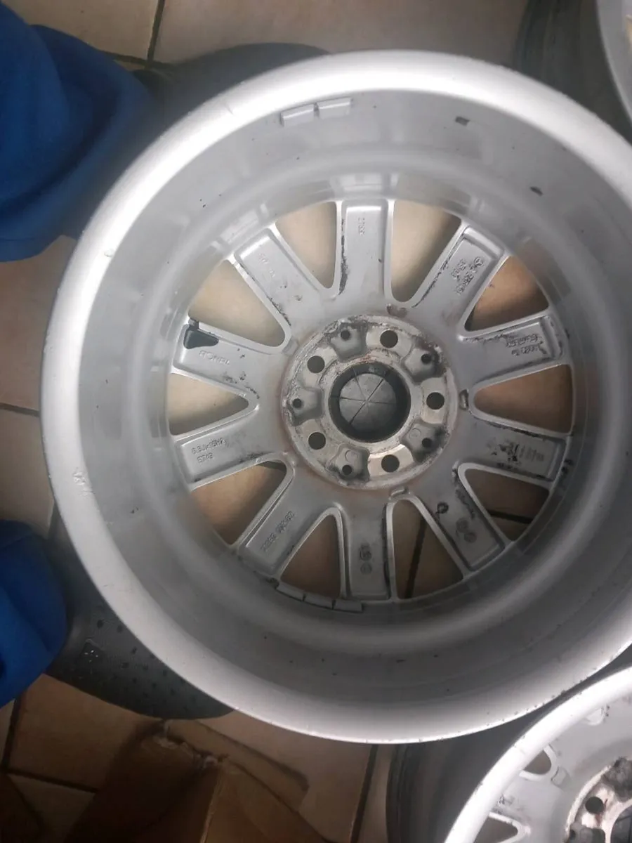 Mercedes Alloys 16" - Image 4