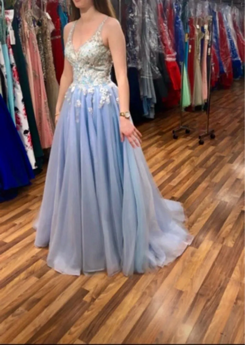 Stunning debs dress - Image 1