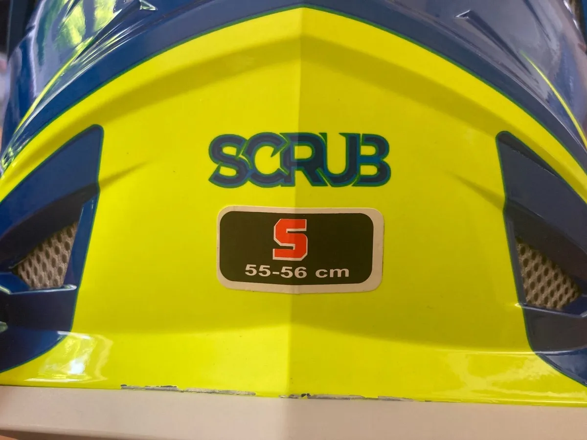 AS NEW- Kenny  Scrub BMX helmet - Image 2